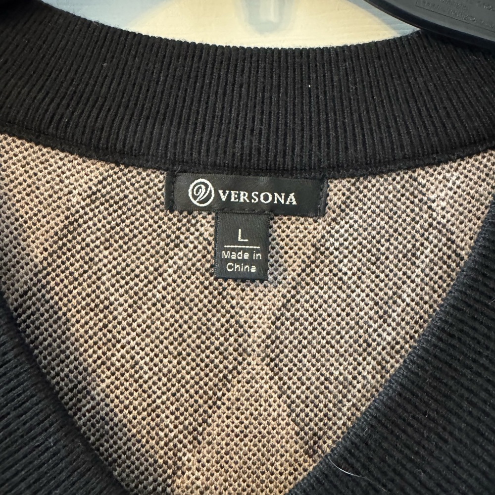Versona Black and Tan V-Neck Argyle Sweater - Picture 2 of 5